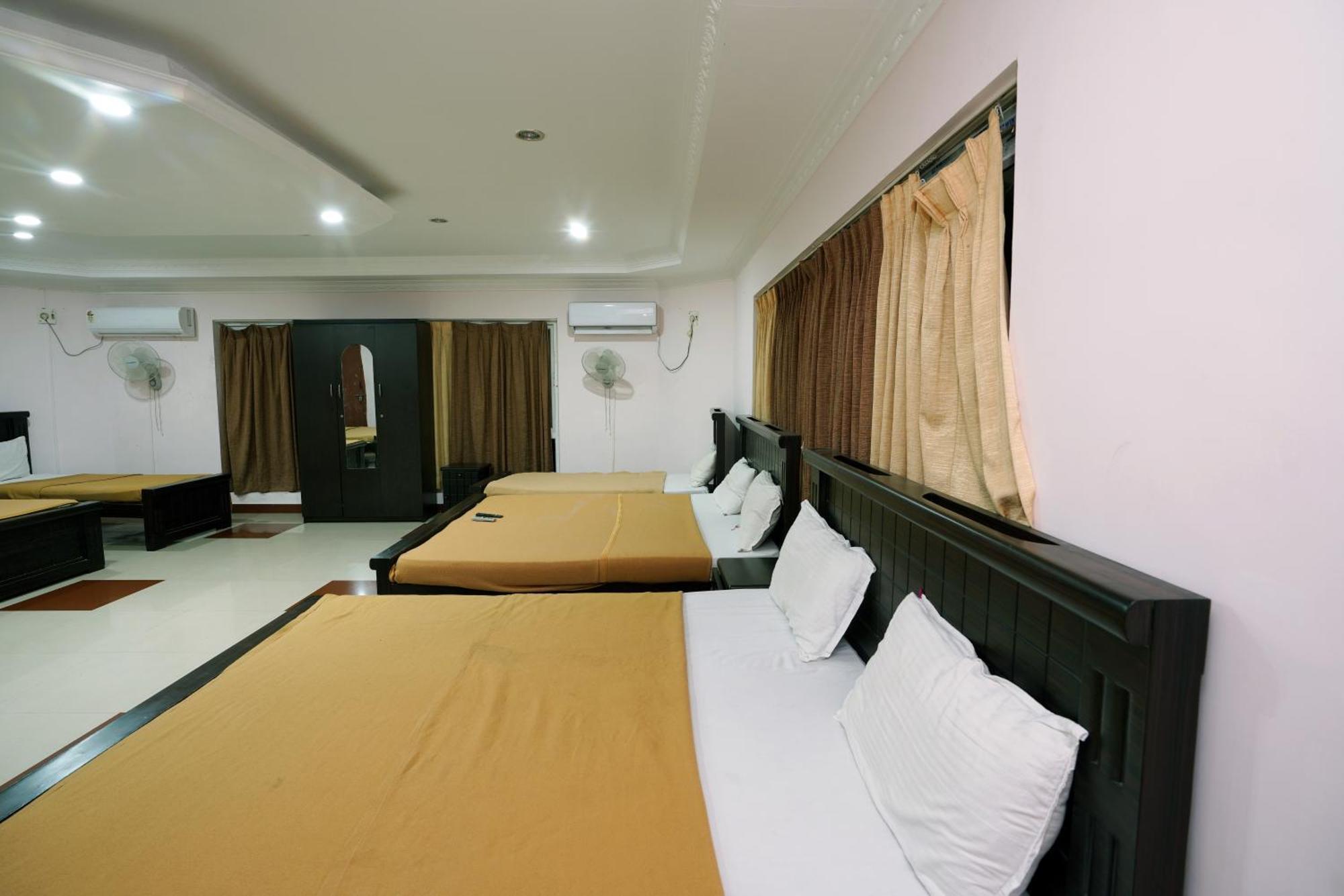 Park Inn Beach Resort Chennai Exteriör bild