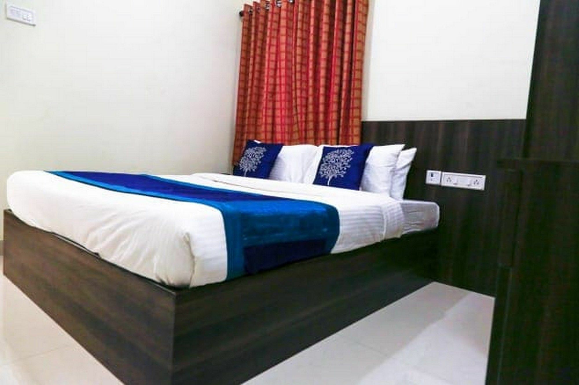 Park Inn Beach Resort Chennai Exteriör bild